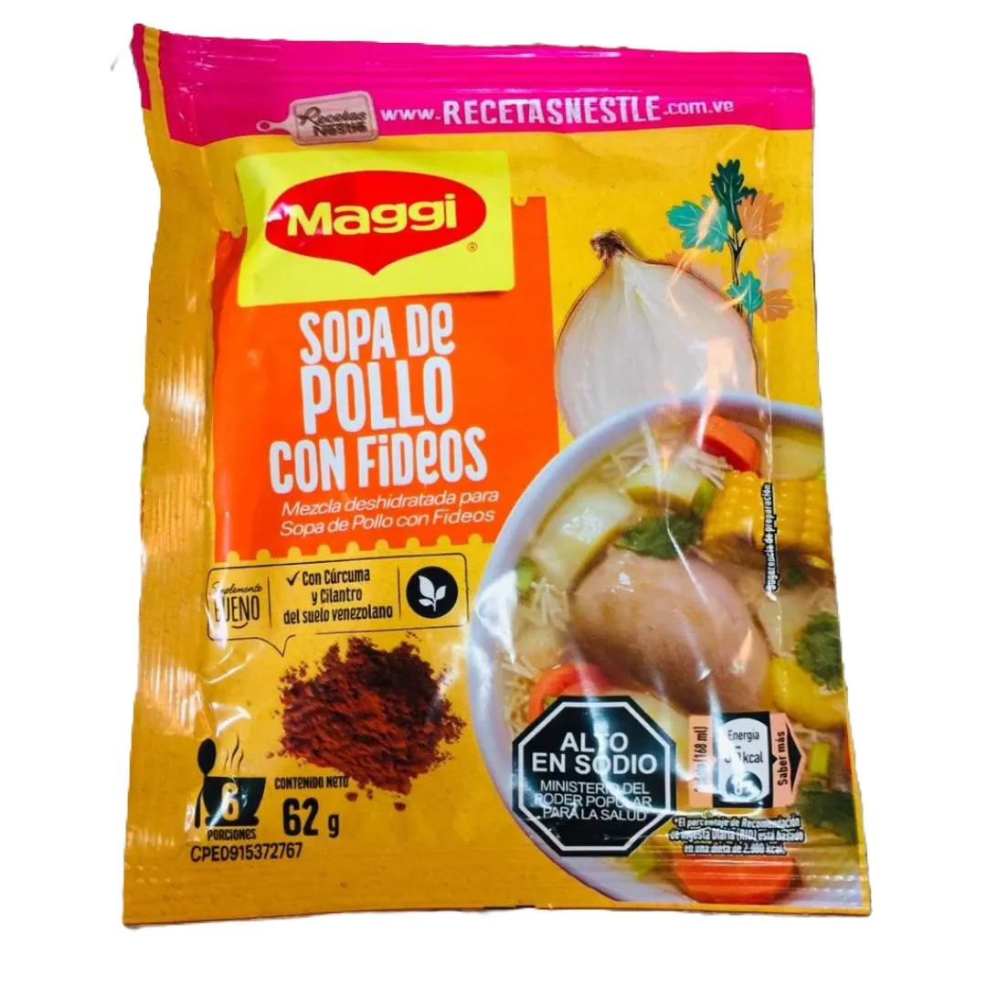 Sopa de pollo con fideos maggi